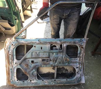 Ford Granada 1980 Sağ Ön Kapı