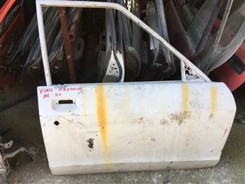 Ford Granada 1980 Sağ Ön Kapı