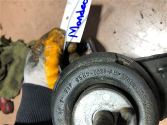 Ford Mondeo 1993-2000 Motor Takozu (95BB-6038-AB)