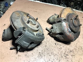 Ford Mondeo 1993-2000 Sağ Ön Taşıyıcı Disk Porya