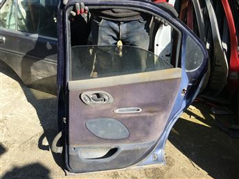 Ford Mondeo 1993-2001 Sağ Arka Kapı