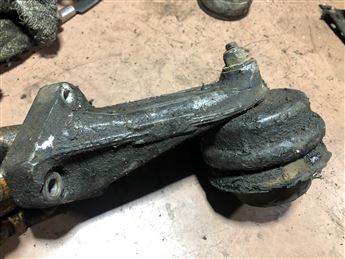 Ford Scorpio Sierra Granada 1987-1994 Motor Kulağı Braketi