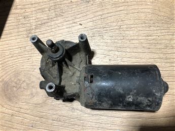 Ford Sierra 1985-1992 Ön Cam Silecek Motoru (3)