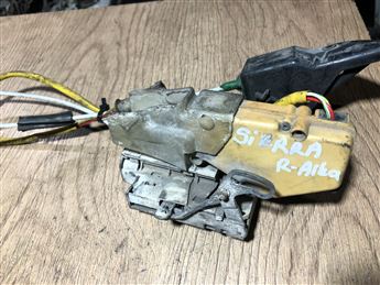 Ford Sierra Sağ Arka Kapı Kilidi (Orjinal)