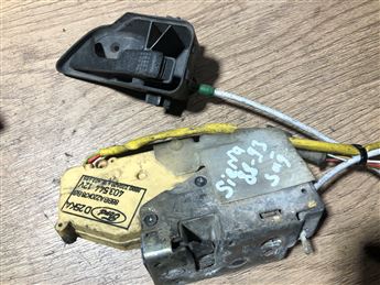 Ford Sierra Sağ Arka Kapı Kilidi (Orjinal)