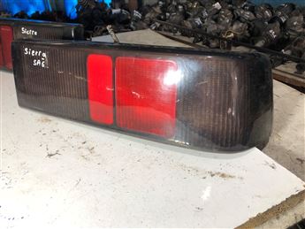 Ford Sierra Sağ Arka Stop Lambası (Duylu)