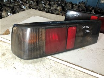 Ford Sierra Sol Arka Stop Lambası (Duylu)