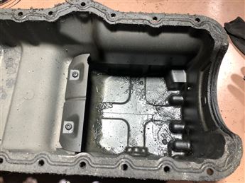 Ford Sierre Scorpio Escort Külbütör Kapağı 88WM-6675-SA