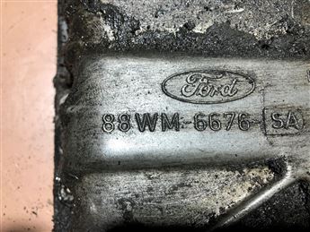 Ford Sierre Scorpio Escort Külbütör Kapağı 88WM-6675-SA