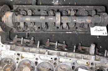 Ford Taunus 1.6 Çıkma Motor Silindir Kapağı