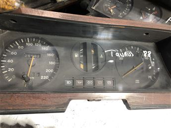 Ford Taunus 1986-1991 Kilometre Saati Gösterge Paneli
