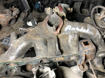 Ford Taunus Anadol Emme Manifoldu
