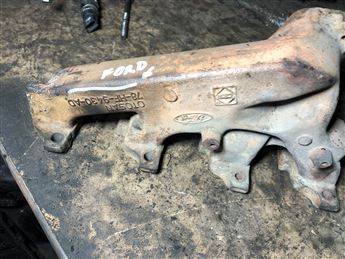 Ford Taunus Anadol Sierra Egzoz Manifoldu