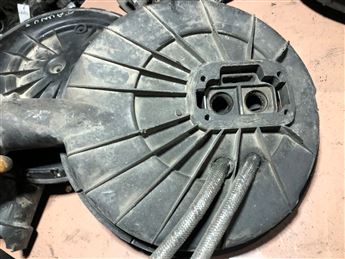 Ford Taunus Hava Filtre Kutusu