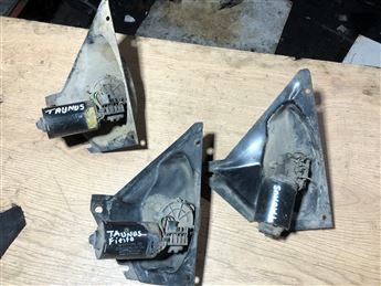 Ford Taunus Ön Cam Silecek Motoru (3)