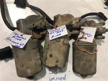 Ford Taunus P 100 Ön Cam Silecek Motoru