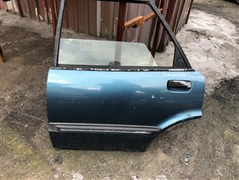 Ford Taunus Çıkma Sol Arka Kapı
