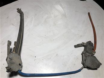 Ford Taunus Sol Ön Kapı Cam Krikosu