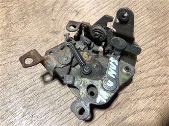 Ford Taunus Sol Ön Kapı Kilidi