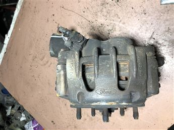 Ford Transit V184 2001-2006 Sağ Ön Fren Kaliperi (Orjinal)