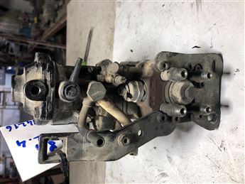 Ford Transit V184 2.4 TDI Mazot Pompası BOSCH 0460414216