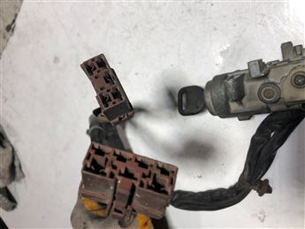 Honda Civic 1991-1995 Anahtarlı Kontak SR3-820