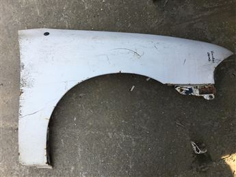 Hyundai Accent 1.3 Coupe Sağ Ön Çamurluk