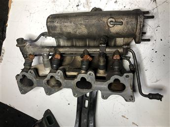 Hyundai Coupe Elantra 2.0 2002-2006 Emme Manifoldu