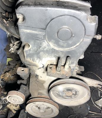Hyundai Elantra 1.8 Komple Motor
