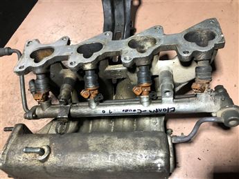 Hyundai Elantra Coupe 2.0 Enjektör -Enjektör Kütüğü 35310-23210