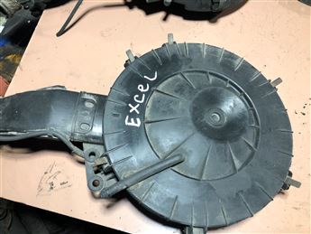 Hyundai Excel Hava Filtre Kutusu