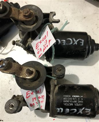 Hyundai Excel Ön Cam Silecek Motoru 98010 24010