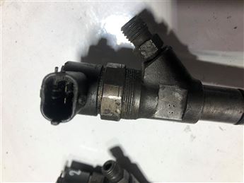 Hyundai H-1 Starex 2.5 CRDİ Enjektör x2