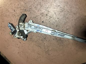 Hyundai H100 L300 1993-2008 Sol Ön Kapı Cam Krikosu