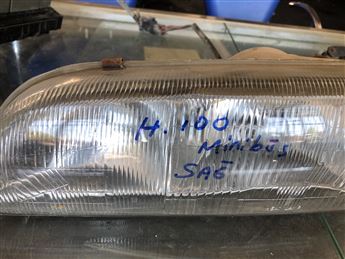 Hyundai H100 Panelvan Sağ Ön Farı - Oto Çıkma Parça