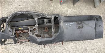 Hyundai H100 Yeni Kasa Göğüslük Torpido