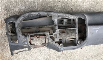 Hyundai H100 Yeni Kasa Göğüslük Torpido