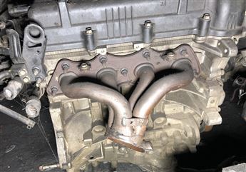 Hyundai i20 1.4 2014-2018 Benzinli Emme ve Egzoz Manifoldu