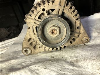 Hyundai Santa Fe 2005-2007 Valeo Çıkma Şarj Dinamosu