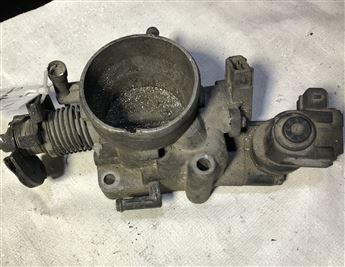 Hyundai Sante Fe 2000-2006 Gaz-Boğaz Kelebeği