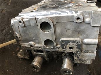 Hyundai Starex 2.5 CRDİ  Çıkma Motor Silindir Kapağı