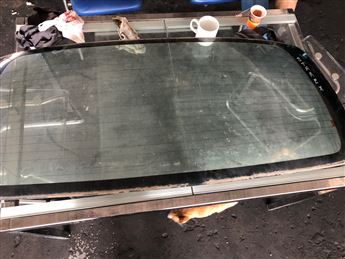 Hyundai Starex Bagaj Kapağı Camı