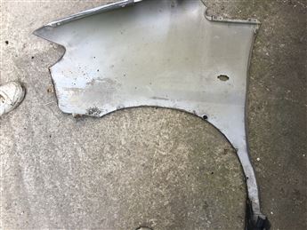 Hyundai Starex Sağ Ön Çamurluk