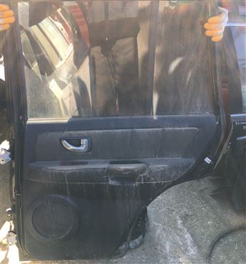 Hyundai Terracan Sağ Arka Kapı