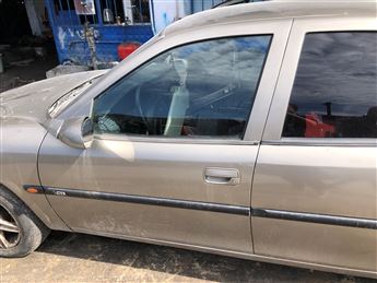 Opel Vectra B 1995-2002 Çıkma Sol Ön Kapı
