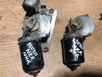 Isuzu NKR NHR Ön Cam Silecek Motoru