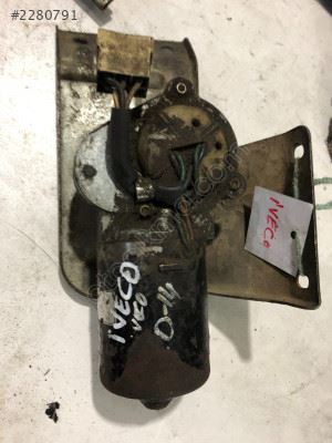 İveco Ön Cam Silecek Motoru