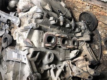 Jaguar S-Type 2.5 1999-2006 Yarım Motor Motor Bloğu