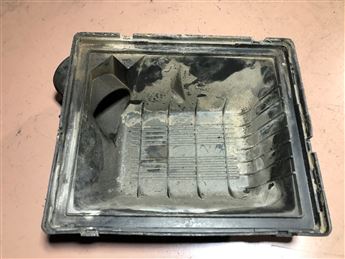 Jeep Grand Cherokee 1993-1998 Hava Filtre Kutusu (Üst) 53030177