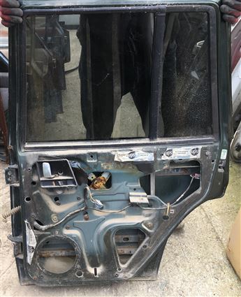 Jeep Grand Cherokee 1996-98 Sağ Arka Kapız
